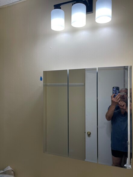 Building Photo - 76 Malden St