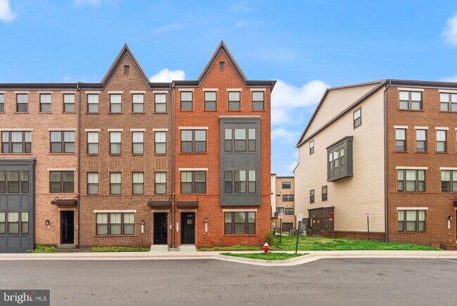 Building Photo - 43430 Stonewood Crossing Ter