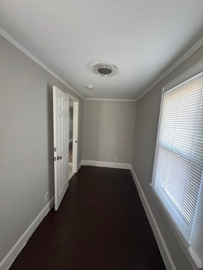 Building Photo - 1508 Lovett St