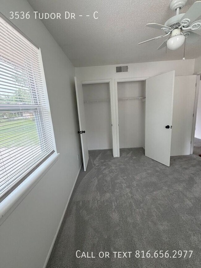 Building Photo - 3536 Tudor Dr