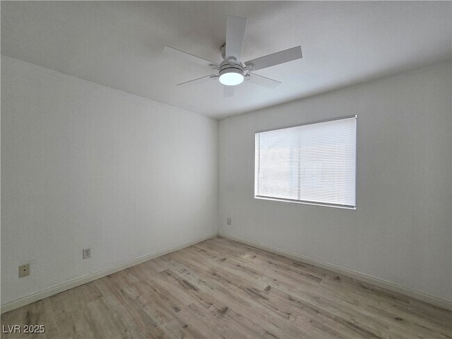 Building Photo - 2972 Juniper Hills Blvd