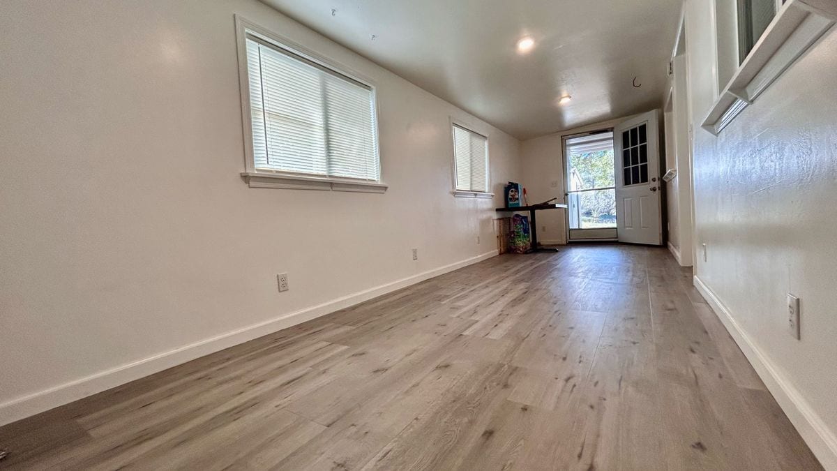 Building Photo - 202 Cactus Dr