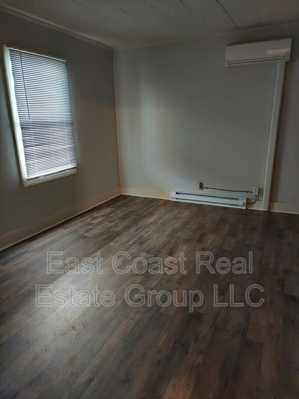 Building Photo - 13628 Pennsylvania Ave