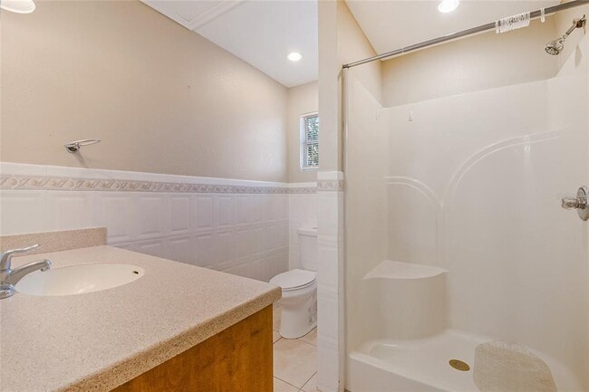 Building Photo - 1503 Lund Ave