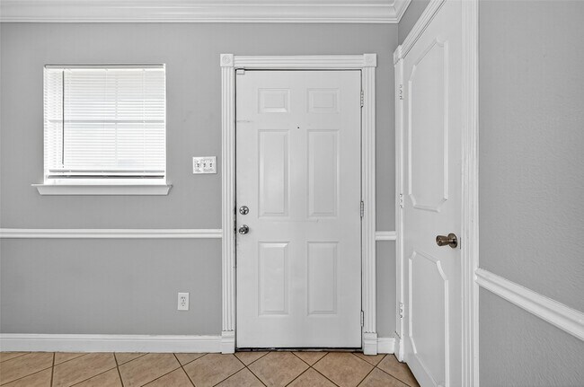 Building Photo - 20721 Patriot Park Ln