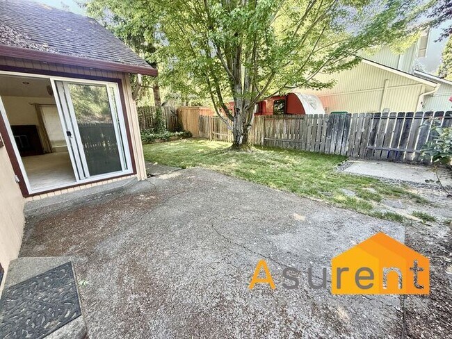 Building Photo - Charming 3-bedroom, 2-bath Ashland Home