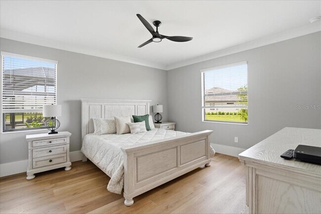 Building Photo - 15161 Serene Shrs Lp