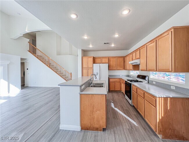 Building Photo - 9775 Gallo Dr