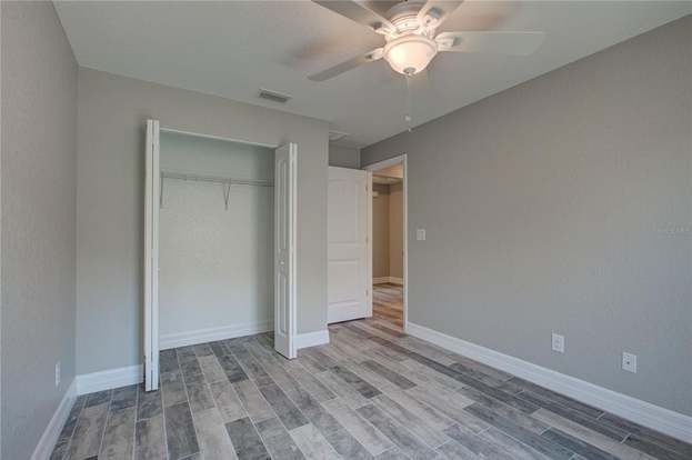 Building Photo - 129 Glades Dr