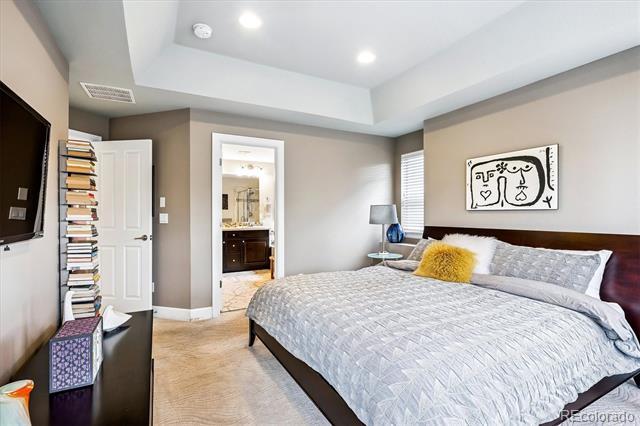 Building Photo - 3496 Ulster St