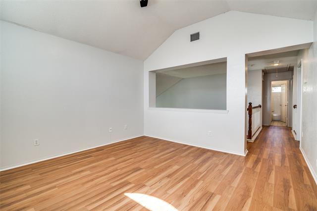 Building Photo - 2401 Redfield Dr