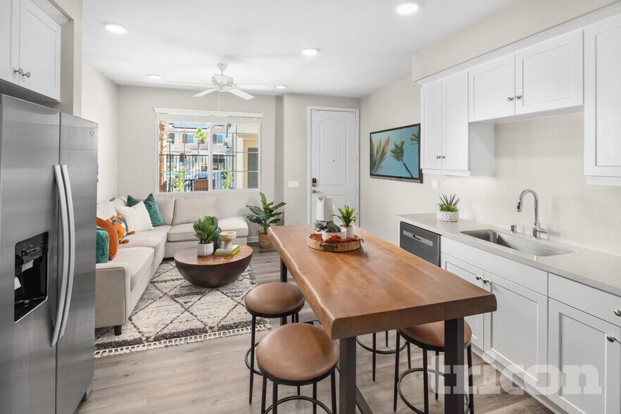 Building Photo - 24922 Vermijo Ct