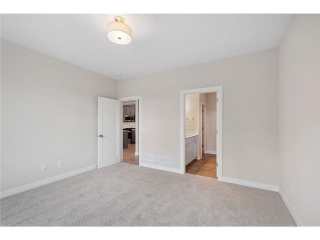 Building Photo - 13104 Ghia Ct NE