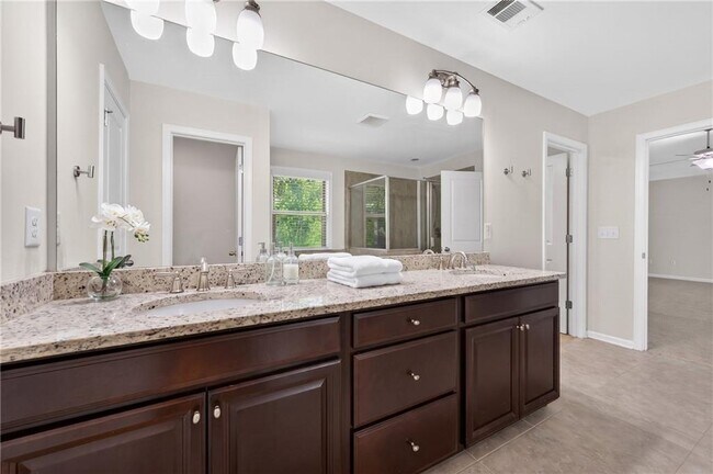 Building Photo - 1020 Kendall Grove Ct