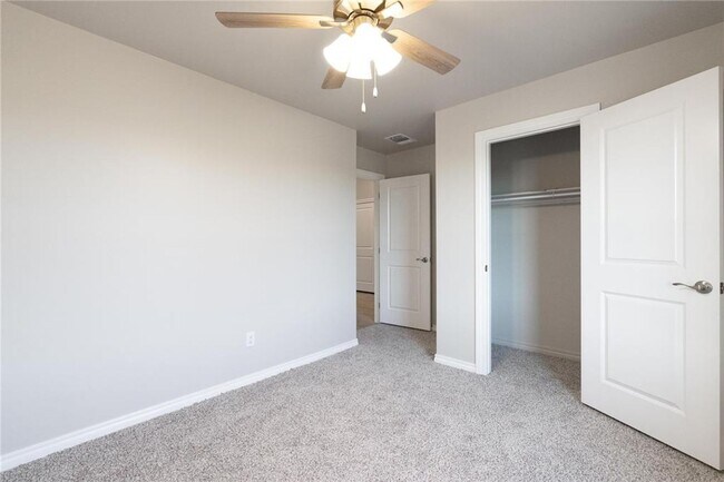 Building Photo - Luxury BRAND NEW 3 Bedroom 2 Bathroom Home...