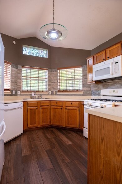 Building Photo - 46 N Rushwing Cir