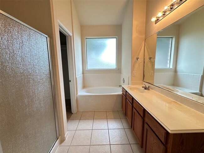 Building Photo - 14611 Becurtesy Ct