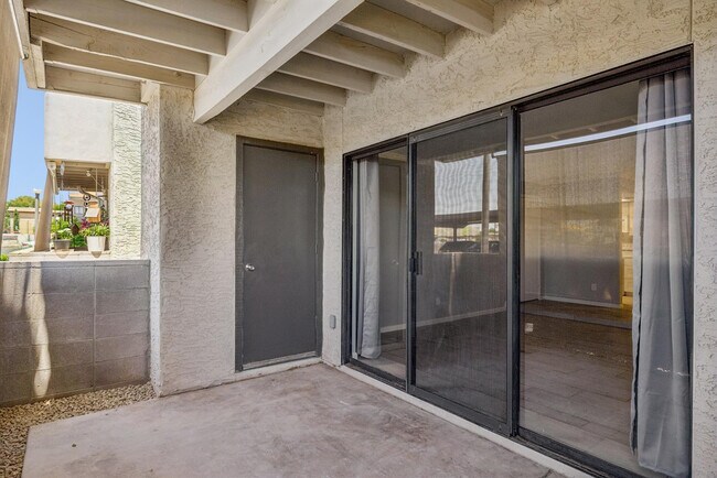Building Photo - 6480 N 82nd St