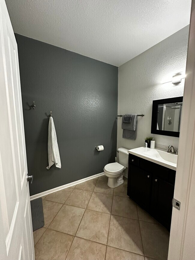 Building Photo - 4045 S Crystal Cir