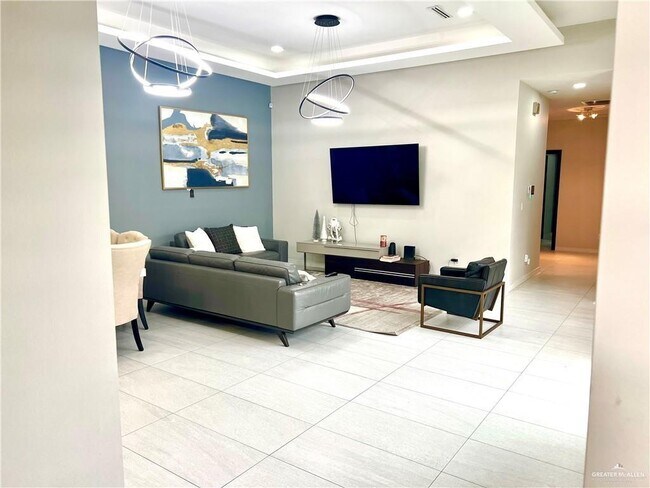 Building Photo - 1505 Garden Ridge Ave