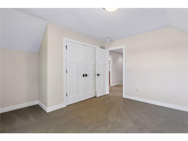 Building Photo - 1161 Elmwood Ave