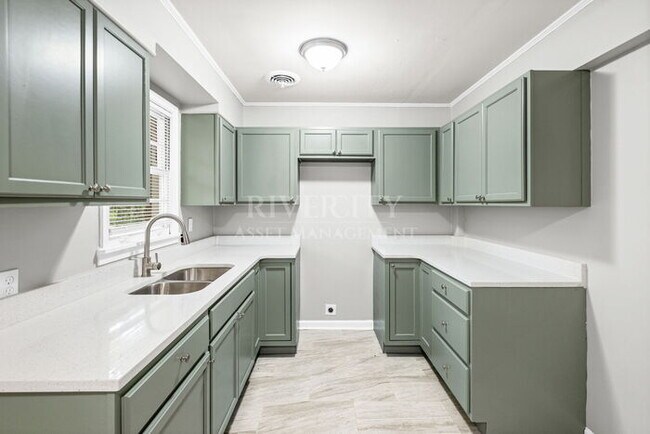 Building Photo - A Must See, Newly Renovated BEAUTY!!! Section 8 Is Welcomed !!!!