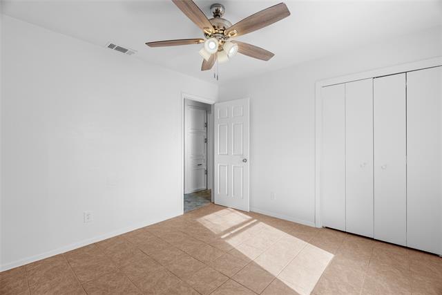 Building Photo - 3900 Camelot St
