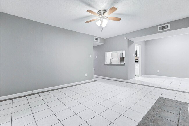 Building Photo - 12611 Ashford Meadow Dr