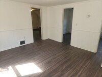 Building Photo - 255 6th St