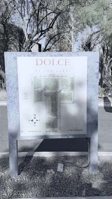 Building Photo - 2750 S Durango Dr