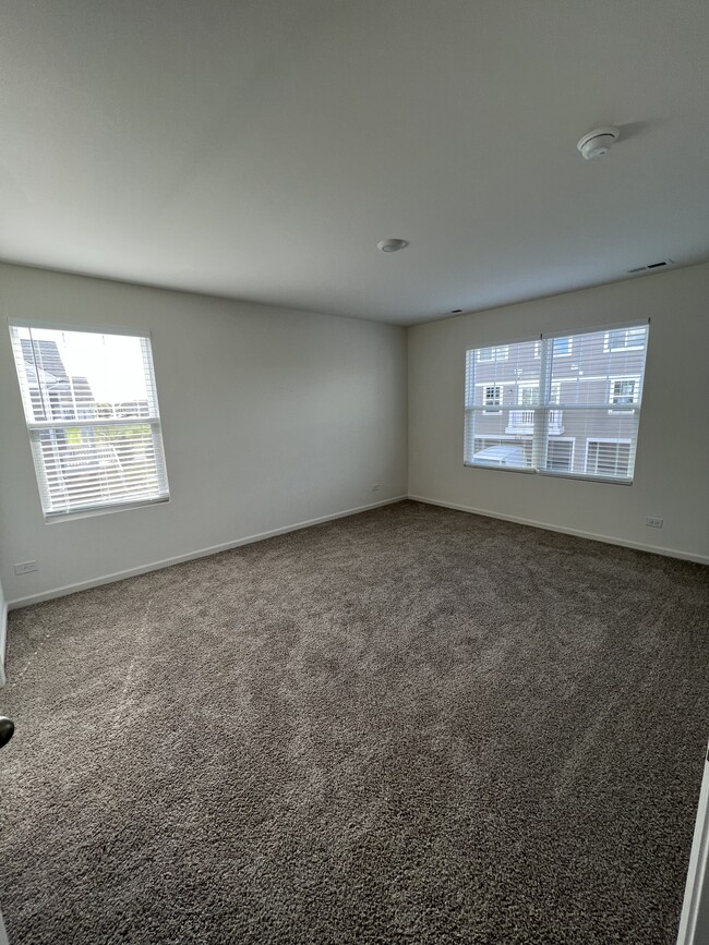 Building Photo - 3837 Currant Ln