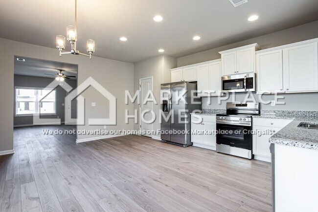 Building Photo - 232 W L Miller Dr