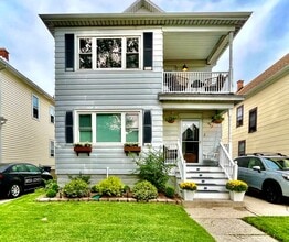 Building Photo - 368 Cumberland Ave