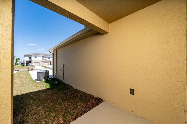 Building Photo - 1687 Badger Crk Rd