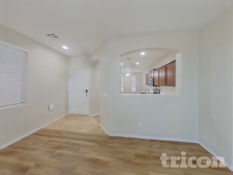 Building Photo - 19431 N San Pablo St