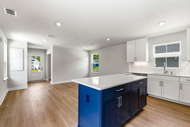 Building Photo - 2748 Rowyn St