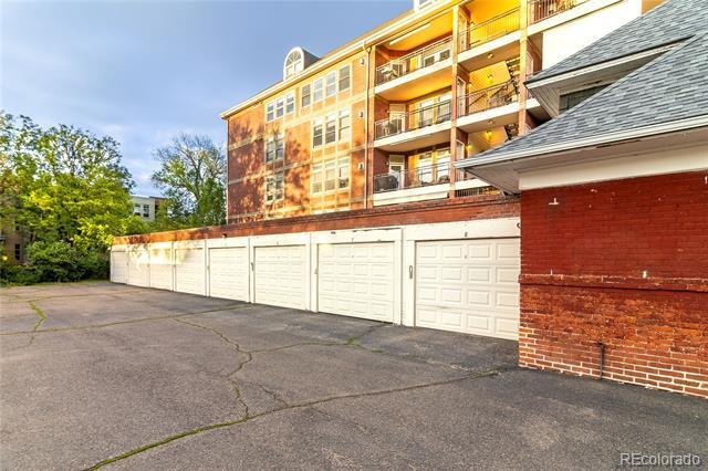 Building Photo - 836 E 17th Ave