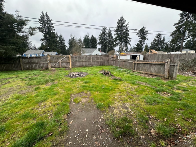 Building Photo - 10422 13th Ave Ct S