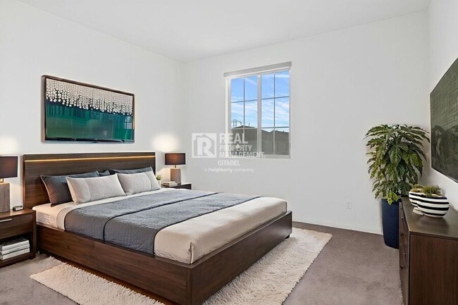 Building Photo - 3657 Bearberry Ave