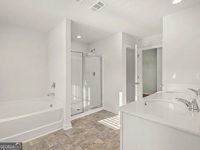 Building Photo - 50 Rustin Rdg