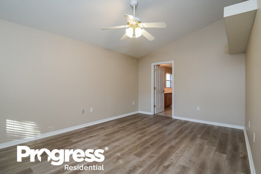 Building Photo - 2417 Settlers Trail