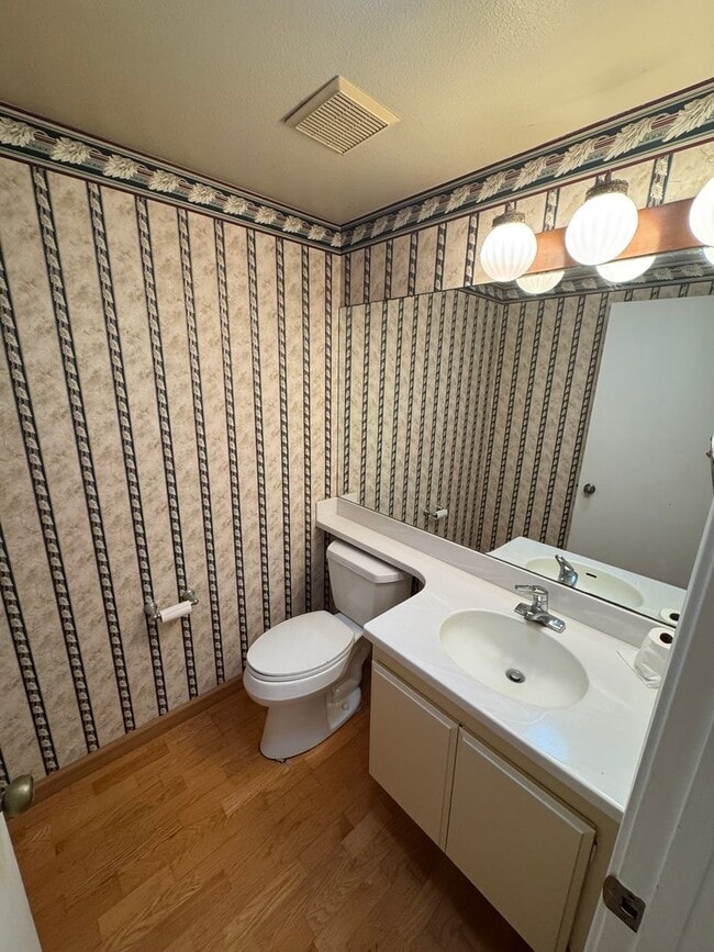 Building Photo - Community Pool | Updated Bathrooms