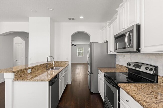 Building Photo - 10144 Arbor Run Dr