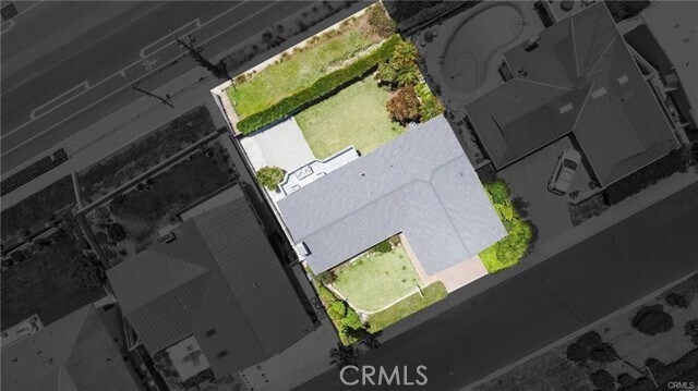 Building Photo - 2145 McRae Dr