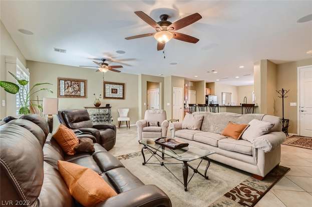 Building Photo - 2249 Canyonville Dr