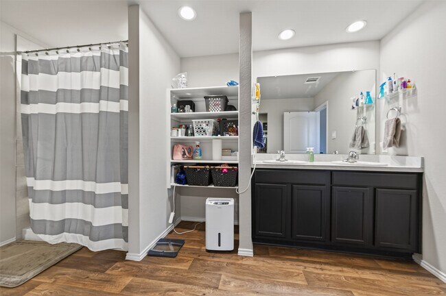 Building Photo - 14739 Blackbrush Mnr