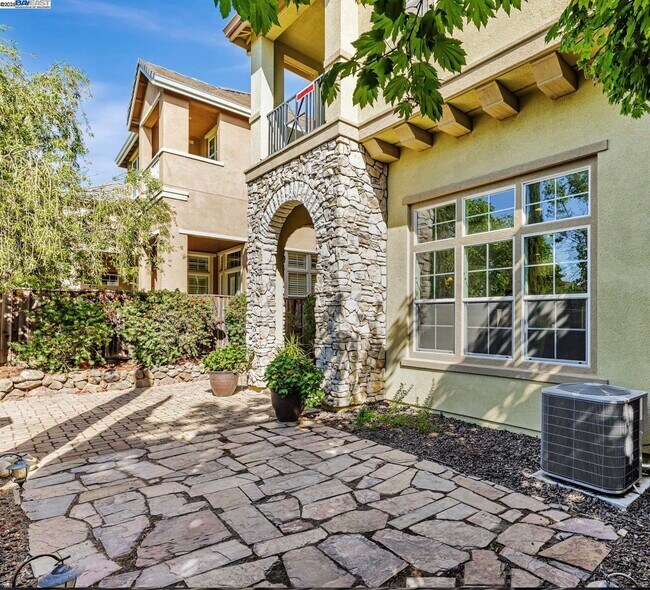 Building Photo - 3579 Rimini Ln