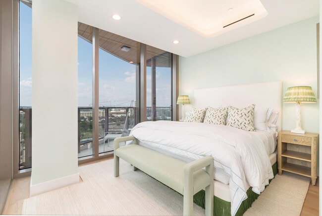 Building Photo - 1333 S Flagler Dr