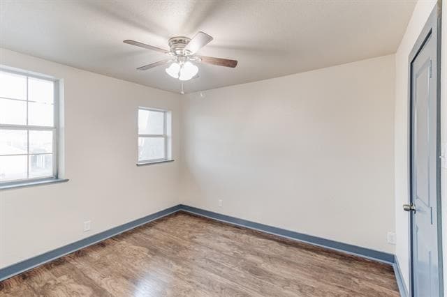 Building Photo - 4511 Alamosa St