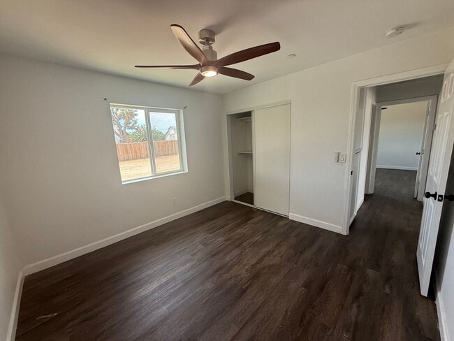 Building Photo - 12977 Cactus St